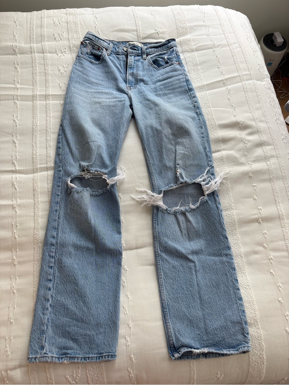 Abercrombie High Rise Relaxed Jean